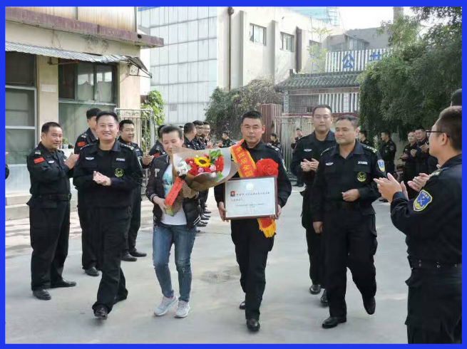 1476957397405660.png 9.png